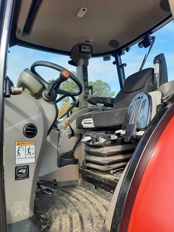 2013 Case IH Farmall 120A Tractor - Wheel for sale — view 4