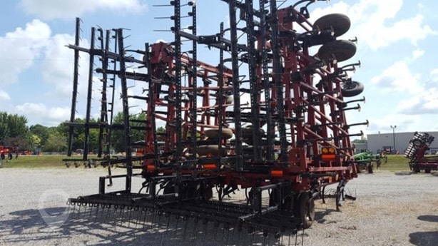 2010 Case IH Tigermate II Tillage - Cultivator for sale — view 2