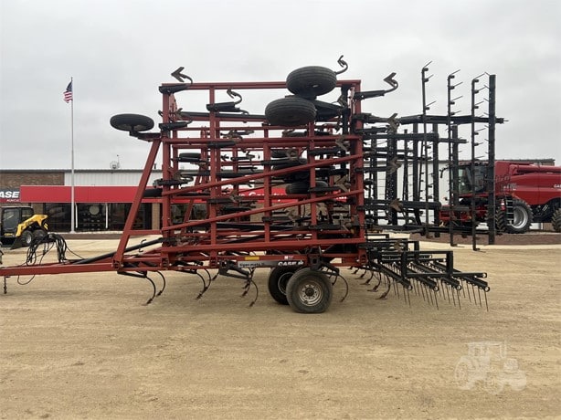 2003 Case IH Tigermate II Tillage - Cultivator for sale — view 2