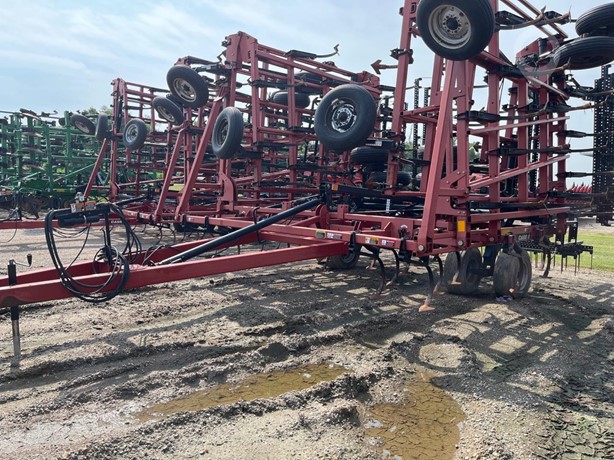 2006 Case IH Tigermate II Tillage - Cultivator for sale — view 2