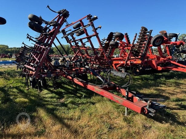 Case IH Tigermate II Tillage - Cultivator for sale — view 2