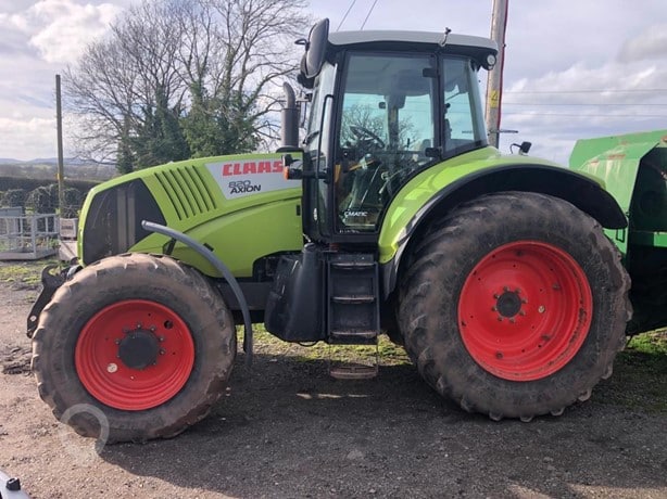 2011 Claas Axion 820 Tractor - Wheel for sale