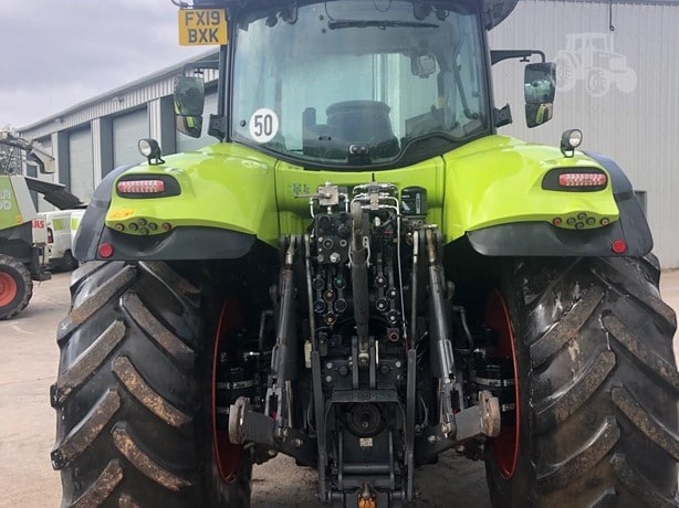 2019 Claas Axion 870 Tractor - Wheel for sale — view 3