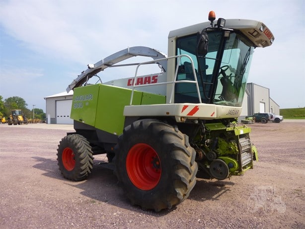 2001 Claas Jaguar 900 Harvester - Forage for sale — view 2