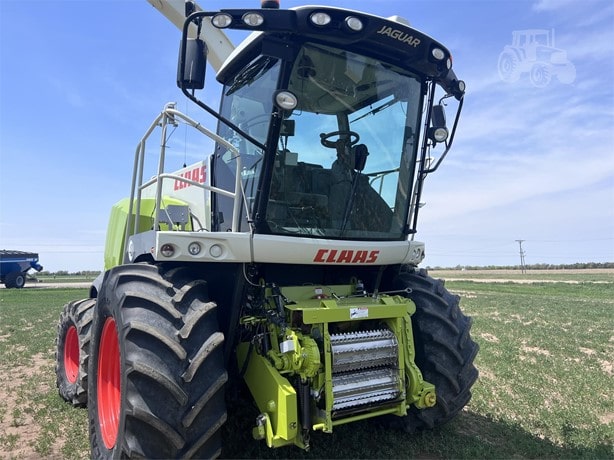 2010 Claas Jaguar 960 Harvester - Forage for sale — view 3