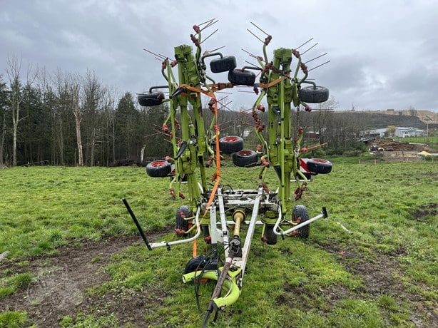 Claas Volto 1100T Hay - Tedder for sale — view 2