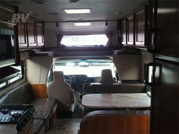 2019 Coachmen Leprechaun 260RS Class C Motorhome for sale — view 5