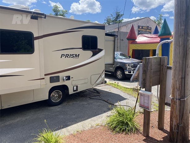 2017 Coachmen Prism 2250 Class C Motorhome for sale — view 4