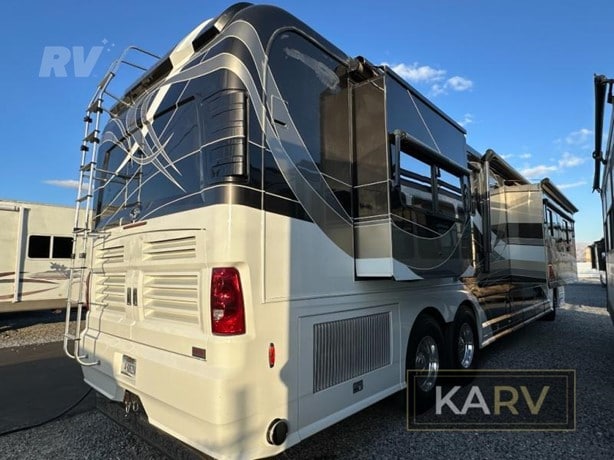 2008 Country Coach Intrigue Jubilee Class A - Diesel Motorhome for sale — view 5
