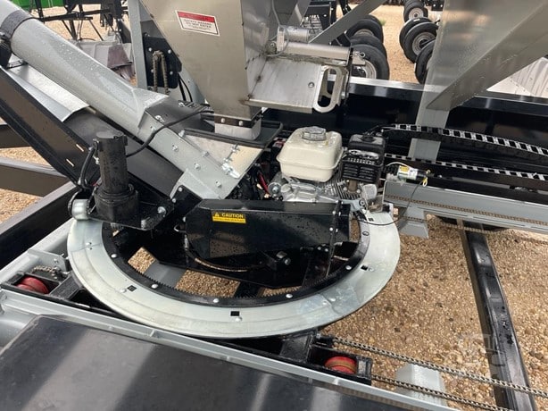 2023 Crust Buster Planting - Seed Tender for sale — view 3