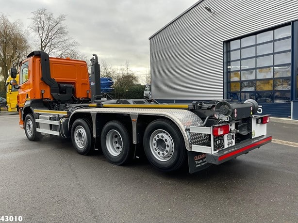 2023 DAF Hook Lift Truck for sale — view 2