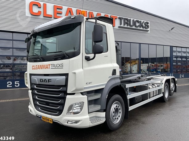 2023 DAF Hook Lift Truck for sale — view 2