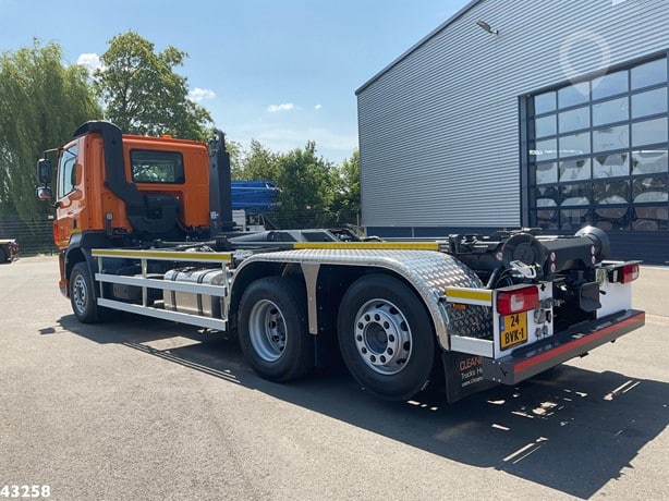 2023 DAF Hook Lift Truck for sale — view 4