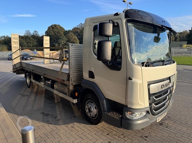 2022 DAF Beavertail Truck for sale — view 2