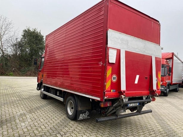 2004 DAF Box Truck for sale — view 3