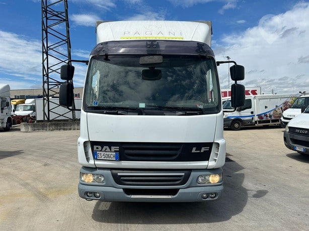 2013 DAF Curtainside Truck for sale — view 2
