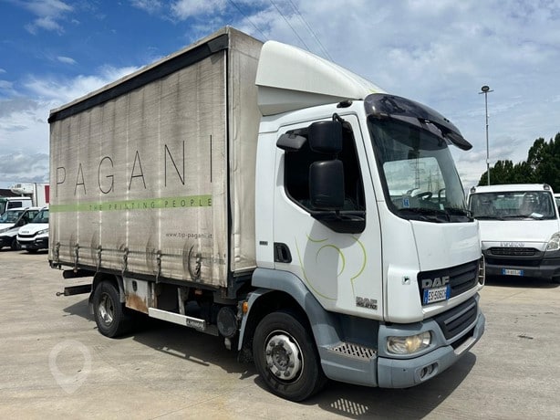2013 DAF Curtainside Truck for sale — view 3