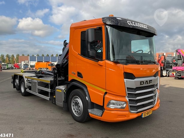2023 DAF XD450 Hook Lift Truck for sale — view 3