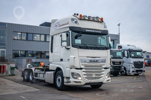 2015 DAF XF105.460 Hook Lift Truck for sale — view 2