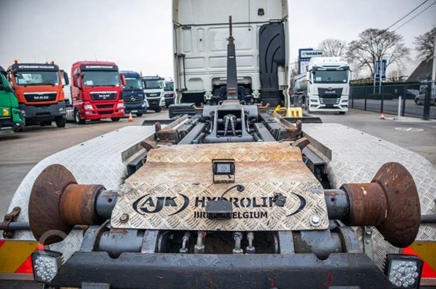 2015 DAF XF105.460 Hook Lift Truck for sale — view 5