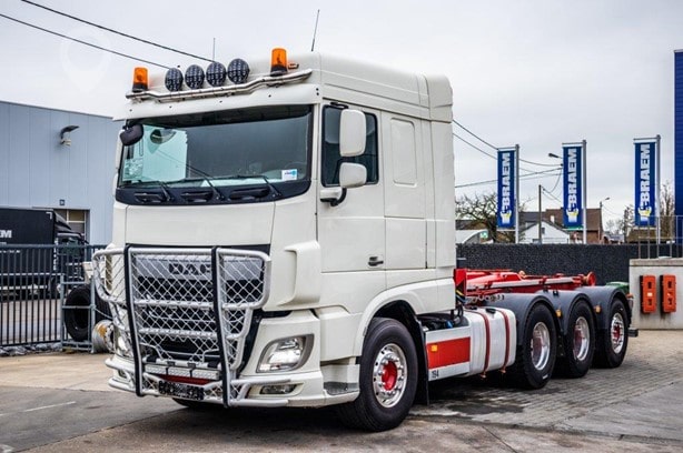 2016 DAF XF510 Hook Lift Truck for sale — view 3