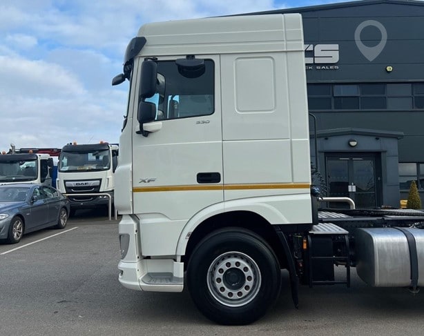 2022 DAF XF530 Truck Tractor Unit for sale — view 3