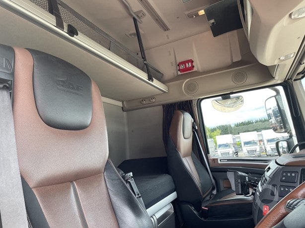 2019 DAF XF530 Truck Tractor Unit for sale — view 4