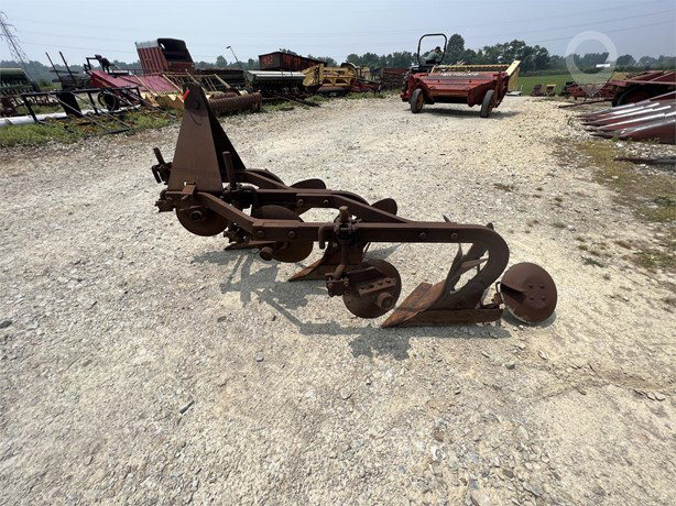 Dearborn 10-209 Tillage - Plough for sale — view 2
