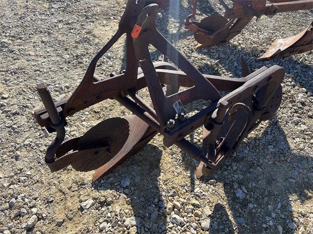 Dearborn Tillage - Plough for sale — view 2
