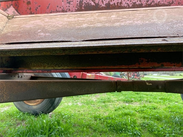 EZ Flow Gravity Wagon for sale — view 4