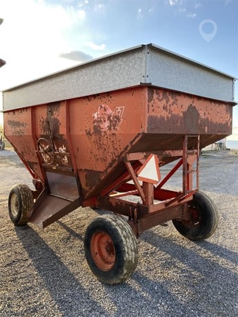 EZ Flow Gravity Wagon for sale — view 2
