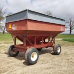 1975 EZ Flow Gravity Wagon for sale — view 4
