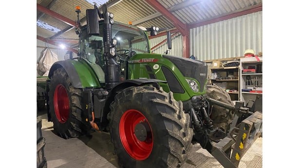 2022 Fendt 724 Vario TMS Tractor - Wheel for sale — view 2
