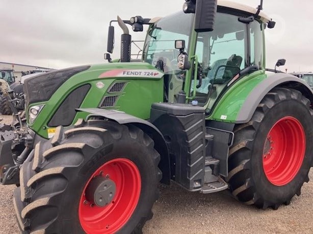2020 Fendt 724 Vario TMS Tractor - Wheel for sale — view 2