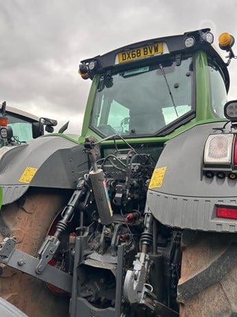 2018 Fendt 8240 ASF Tractor - Wheel for sale — view 3