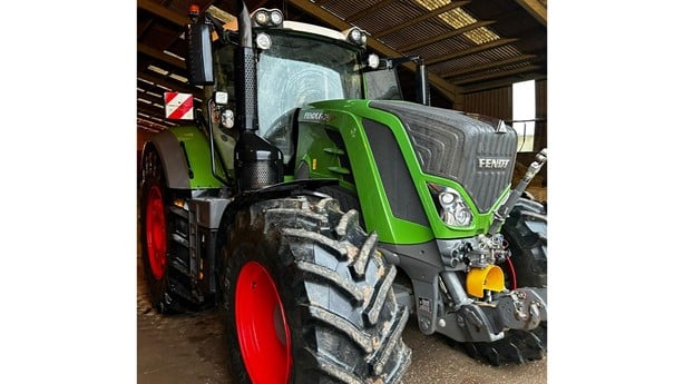 2020 Fendt 8280TTV Tractor - Wheel for sale — view 2