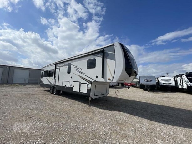 2021 Forest River Fifth Wheel Motorhome for sale