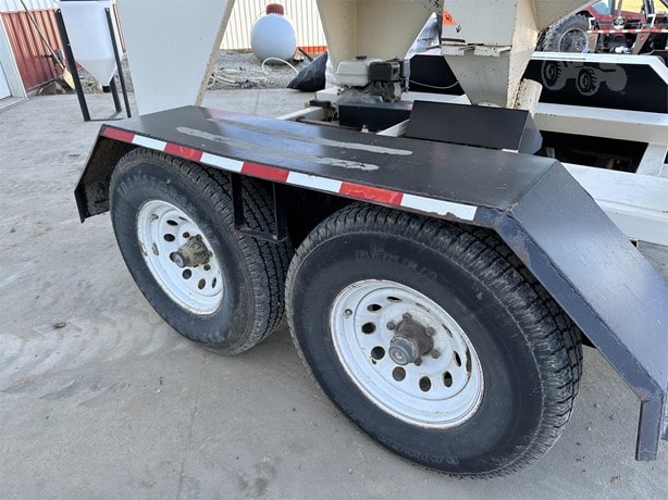 Friesen Planting - Seed Tender for sale — view 2