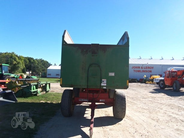 1998 Gnuse 8X20 Harvest - Forage Wagon for sale — view 2