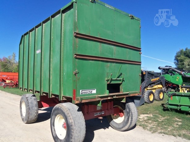 1998 Gnuse 8X20 Harvest - Forage Wagon for sale — view 4