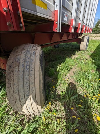H&S FB7418 Harvest - Forage Wagon for sale — view 3