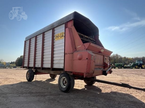 H&S XL Harvest - Forage Wagon for sale — view 3