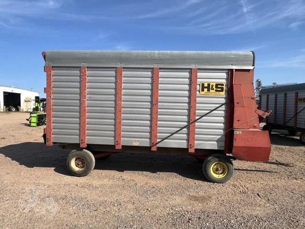 H&S XL Harvest - Forage Wagon for sale — view 4