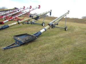 Harvest International T1032 Grain Auger for sale