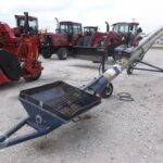 Harvest International T1032 Grain Auger for sale