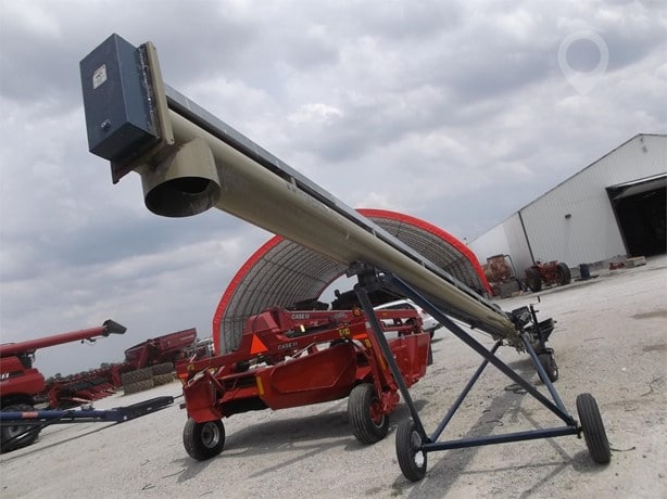 Harvest International T1032 Grain Auger for sale — view 4