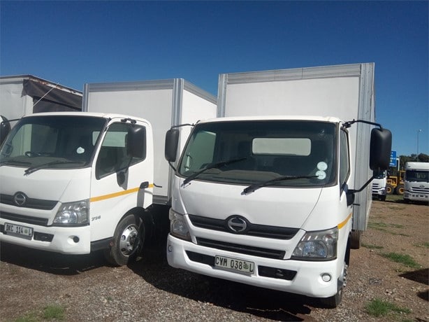 2011 Hino 300 411 Box Truck for sale — view 3