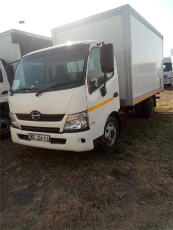 2015 Hino 300 714 Box Truck for sale