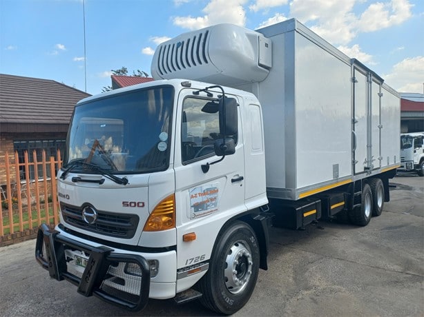 2016 Hino 500 KG Refrigerated Truck for sale — view 3