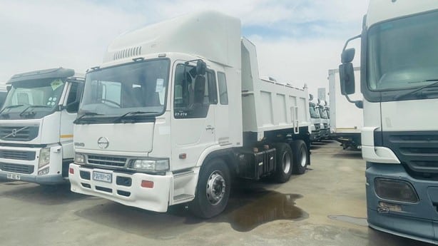 2005 Hino 7000 Plus Tipper Truck for sale — view 2